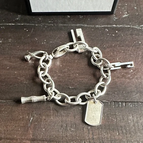 Gucci Silver Key Charm Bracelet - Picture 2 of 5